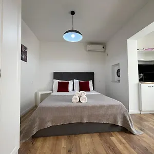  Hotel apartamentowy Central Studio Apartments Albania